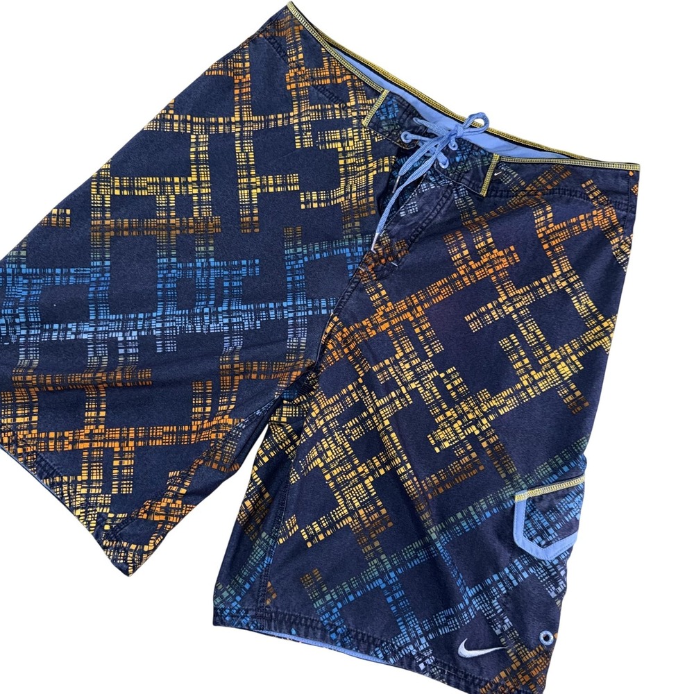 Nike Board Shorts Mens 36 Blue Geometric Swim Trunks Surf Pocket Swoosh Print